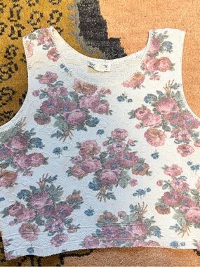 Vintage Glory US Floral Knitware Top with Embroidered Accents